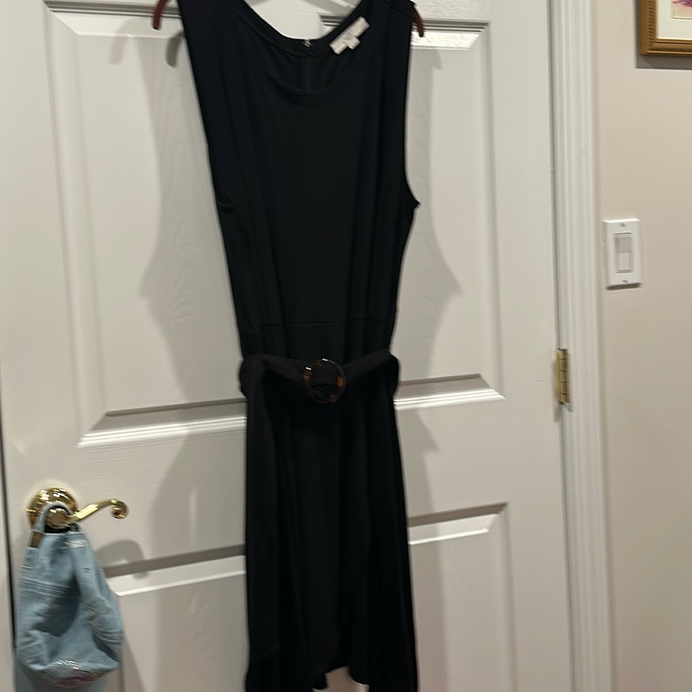 Black ladies sleeveless dress